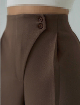 Sirge lõikega koonilised püksid 