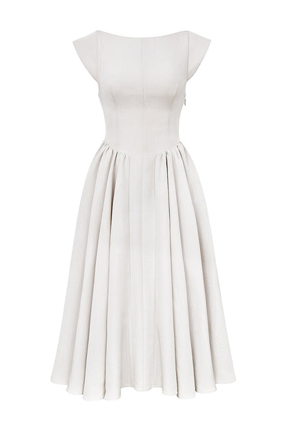 Kerge varrukateta kleit 